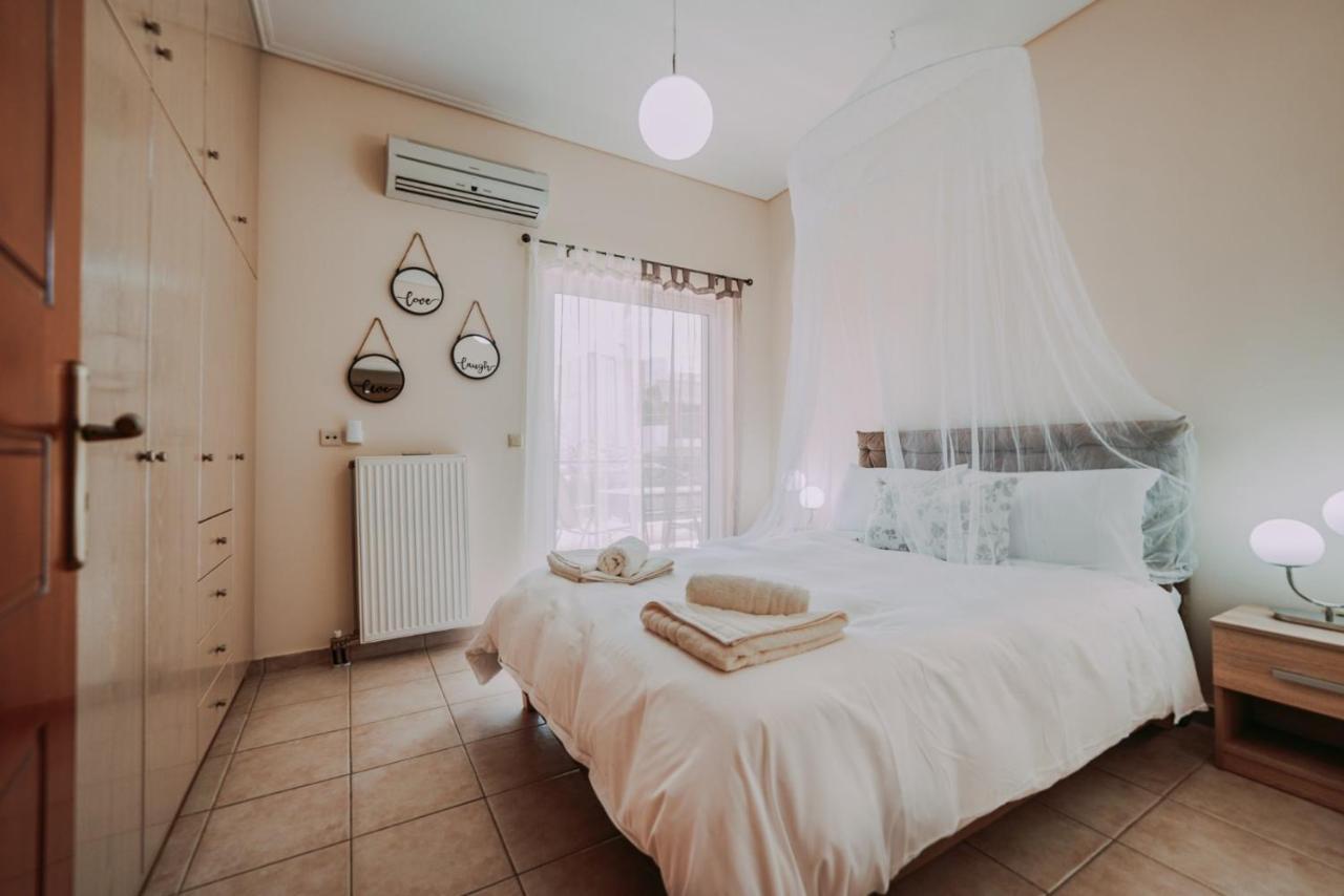 Bessis Apartments كالاماتا المظهر الخارجي الصورة