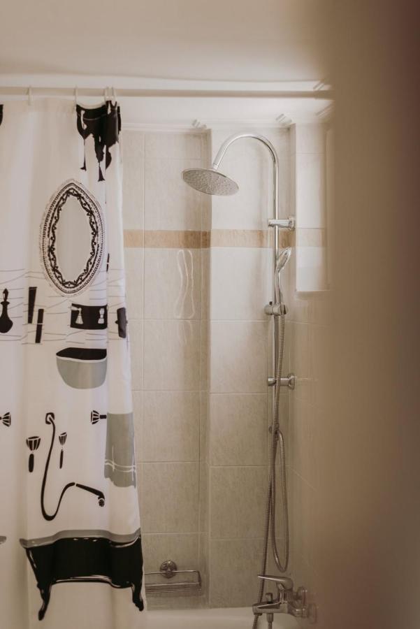 Bessis Apartments كالاماتا المظهر الخارجي الصورة